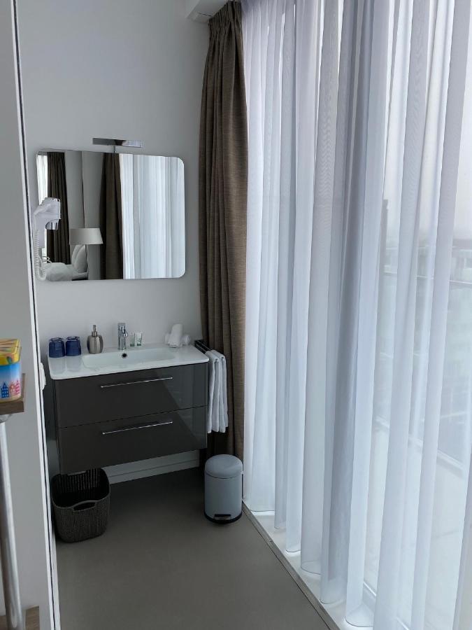 Black Jack Suites Amsterdam Exterior photo